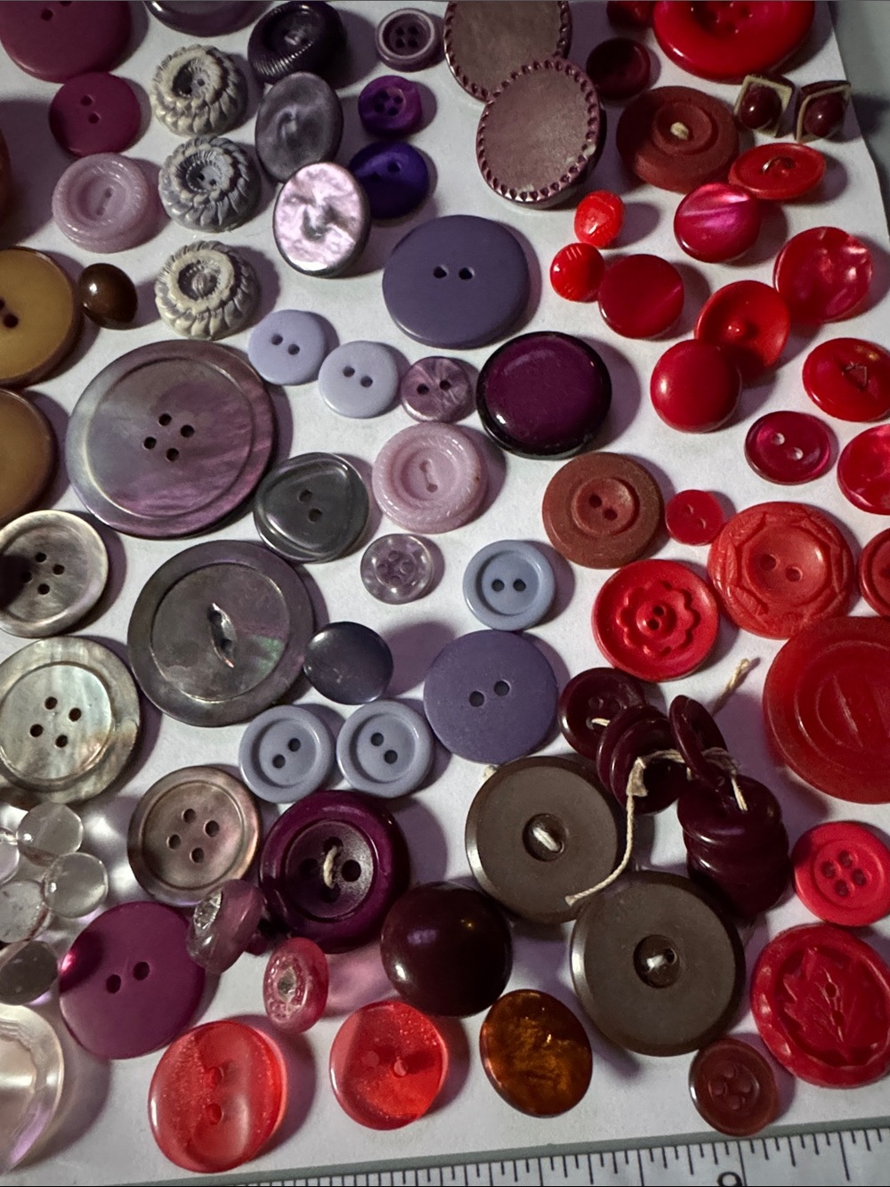 Button Lot- Pink, Purple, & Reds - Picture 11 of 15